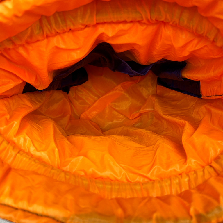 Pouch bag skydive