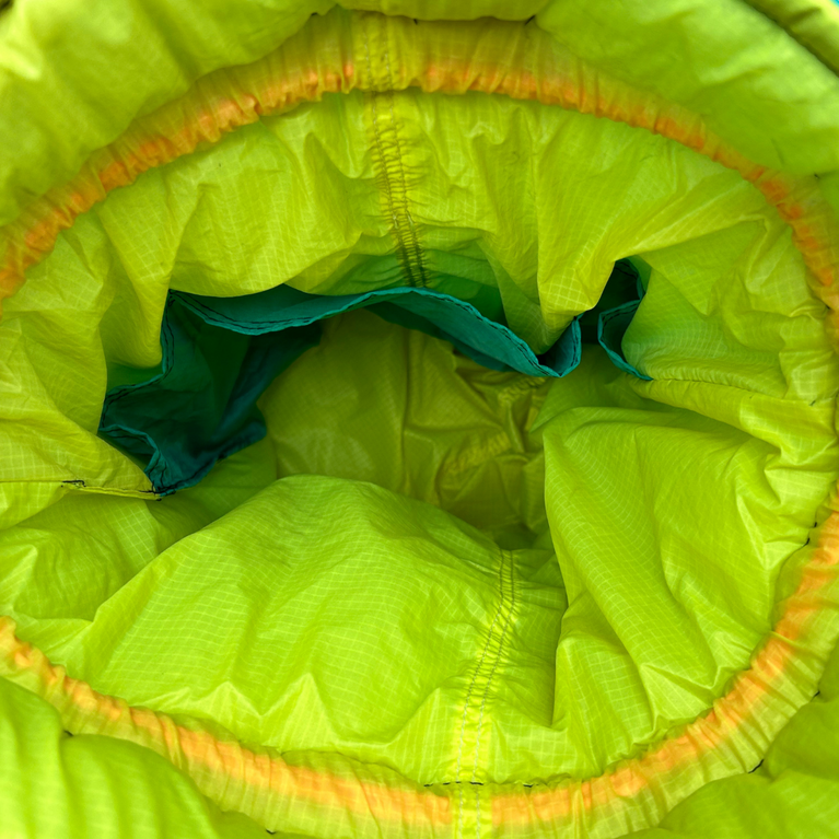 Pouch bag skydive