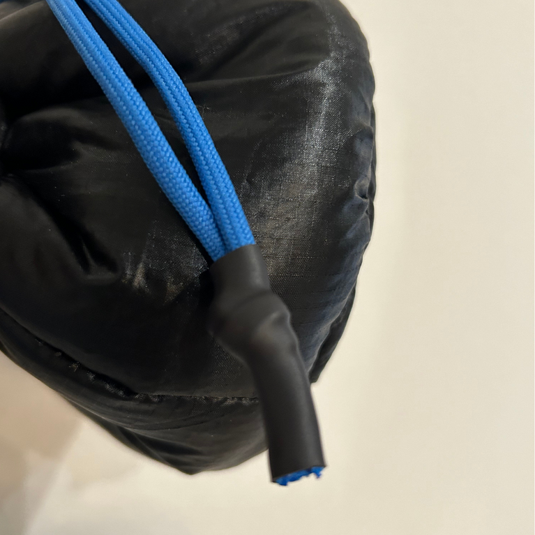 Mini-pouch skydive